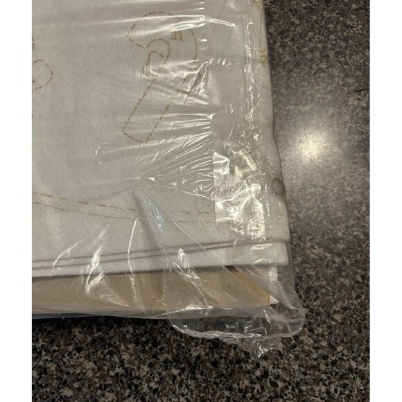 LeeWards Christmas Nutcracker Tree Skirt Kit Felt 1980 Vintage 45" Diameter NEW - Picture 4 of 5